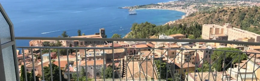Hotel Méditerranée Taormina: A Classic Sicilian Stay with Stunning Views